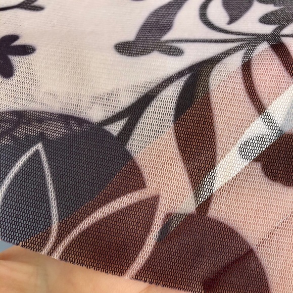 Weston Wear Sheer Elbow Length Stretchy Top Lined - Picture 2 of 14